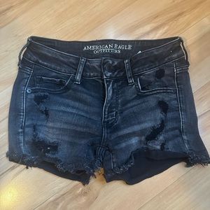 American Eagle Black Super Stretch Distressed Jean Short (Size 4)